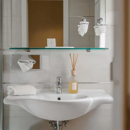 호텔 유로파 그랜드