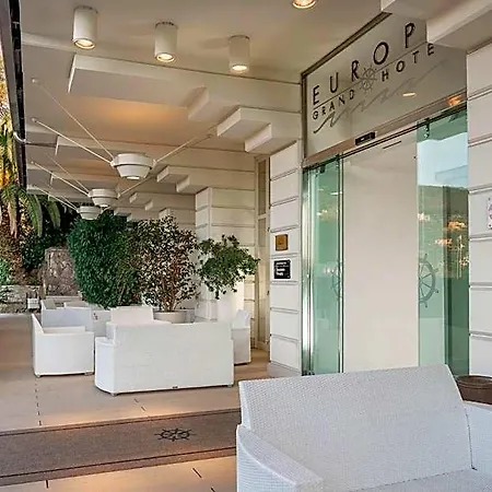فندق Europa Grand ليريسي