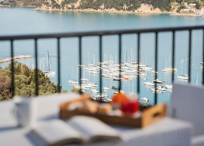 Europa Grand Hotel 3*