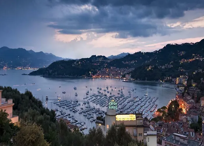 Europa Grand Hotel 3*